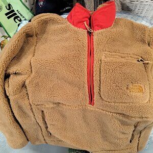 NORTH FACE EXTREME PILE PULLOVER large